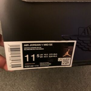 Jordan Sneakers in Light Blue